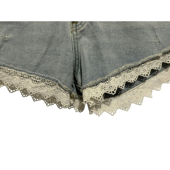 Free People Crochet Lace Trimmed Denim Shorts SZ 29 Boho Concert Festival - Picture 2 of 5
